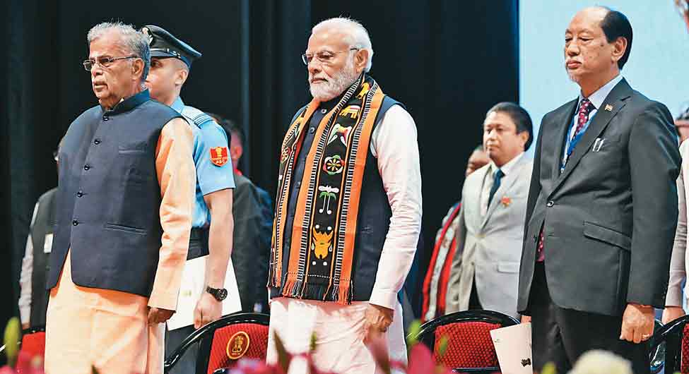 नगालैंड के नवनिर्वाचित मुख्यमंत्री के साथ प्रधानंत्री मोदी